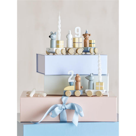 Bloomingville MINI Junaid Geburtstagsdekoration für Kindergeburtstag, Braun, Geburtstagszug mit Zahlen