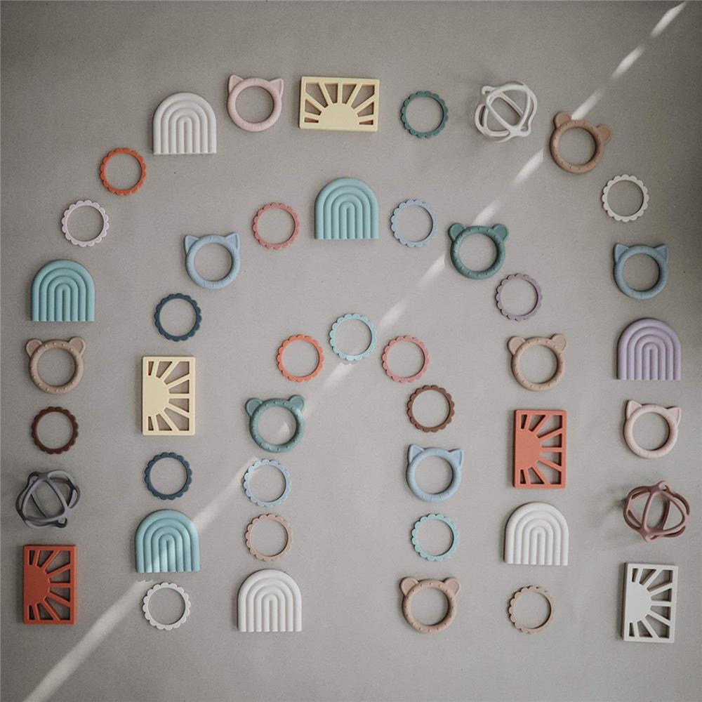 Mushie Beißring Blumen 3er Set, Steel/Dove Gray/Stone, Armband aus Silikon, BPA-frei