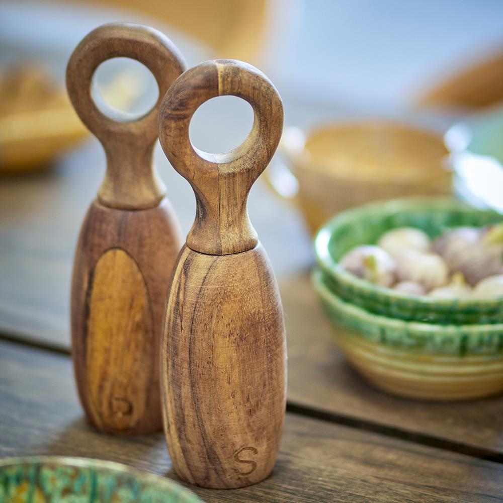 Bloomingville Martim Salz- und Pfeffermühlen-Set – Naturbelassenes Akazienholz, 2er Set mit Grifföffnung