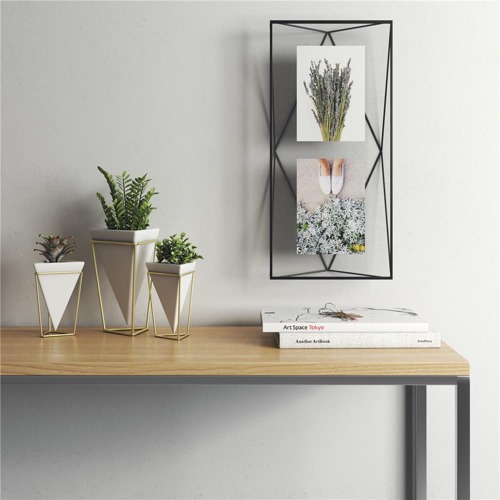 Umbra Prisma Geometrischer Bilderrahmen 48 x 23 x 8 cm zum Aufhängen oder Aufstellen Schwarz