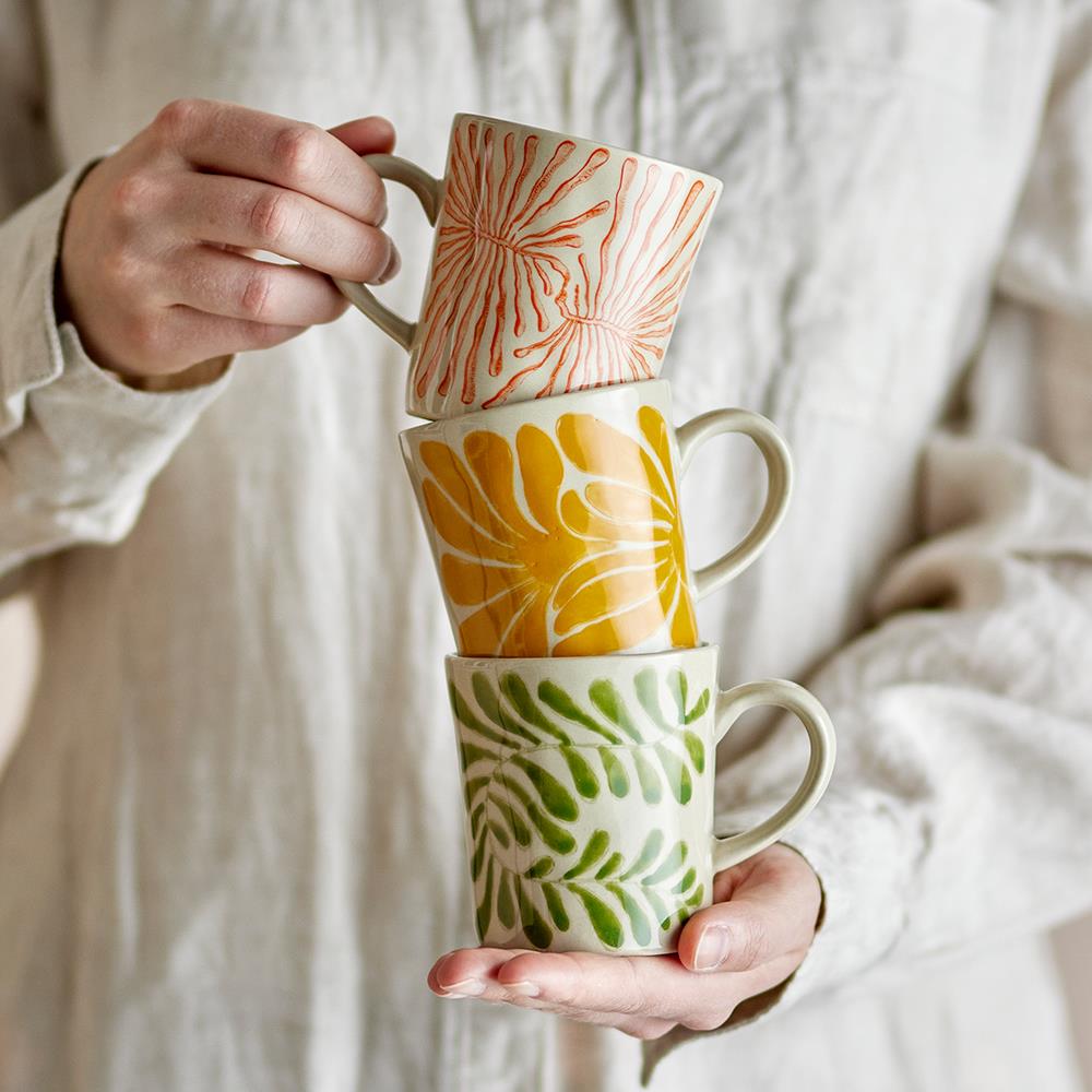 Bloomingville Fauni Tassen 3er Set, Bunt – handbemalte Becher aus Steingut