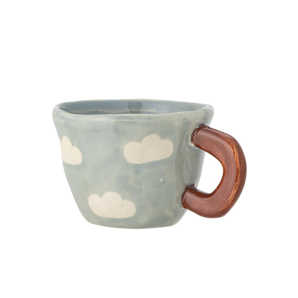 Bloomingville MINI Nini Tasse, Blau mit Wolken, Steingut, Kindertasse, dänisches Design