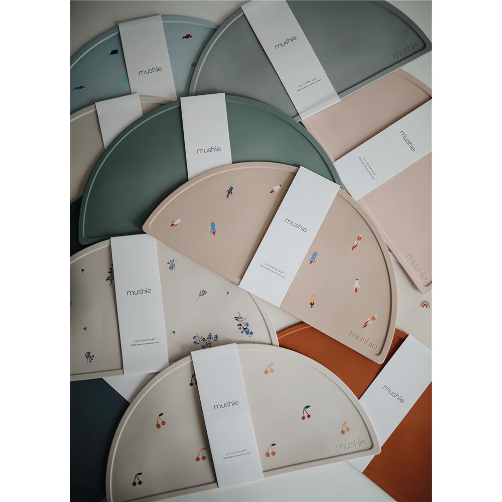 Mushie Silikon-Platzdeckchen, Rainbows, Tischset, BPA-frei