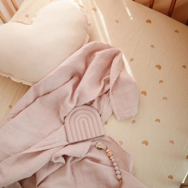 Mushie Beißring Regenbogen, Mauve, aus Silikon, BPA-frei