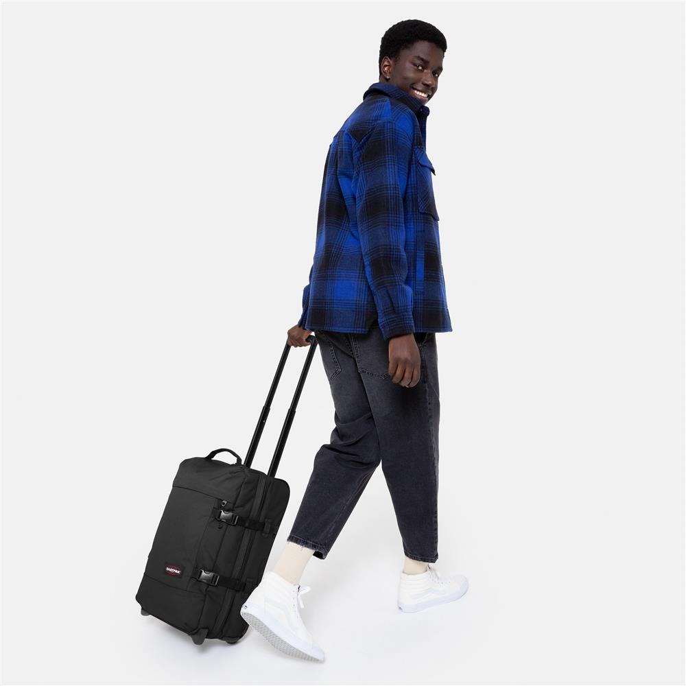 Eastpak TRANVERZ S, Kleiner Reisetrolley, Black (schwarz), 42L, Rollkoffer mit 2 Rädern und TSA-Schloss