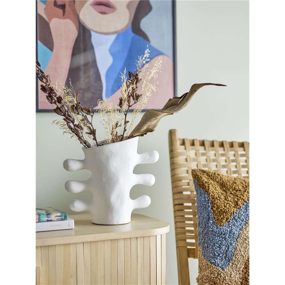 Bloomingville Pernilla Vase, Weiá, Steingut L29,5xH26xW12,5 cm