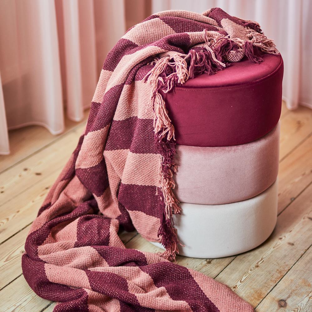 Bloomingville Frello Decke rot - Plaid mit Streifen aus recycelter Baumwolle für Sofa Wohnzimmer