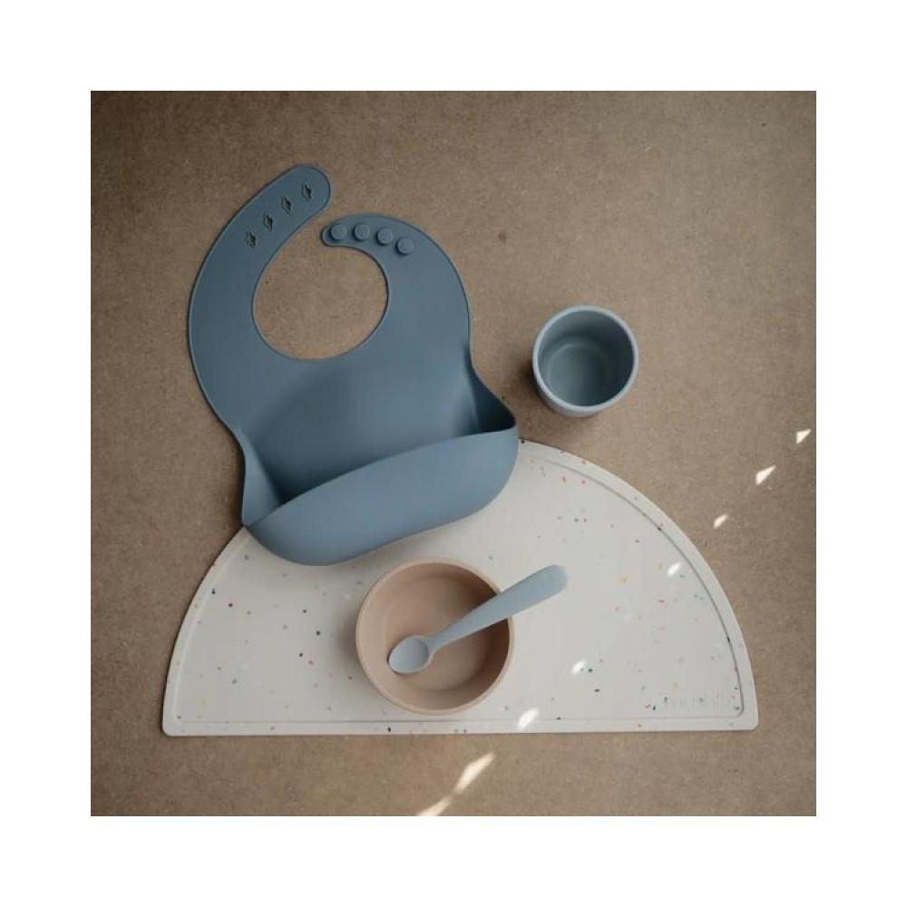 Mushie Silikon-Lätzchen, Tradewinds, mit Auffangschale, BPA-frei