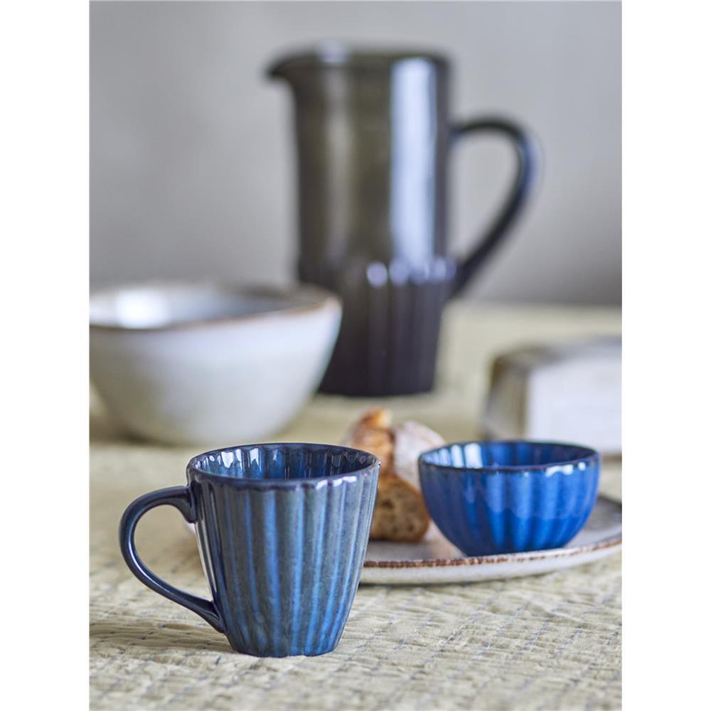 Bloomingville Latina Becher, Dunkelblau, Steingut, 220 ml, Tasse, dänisches Design