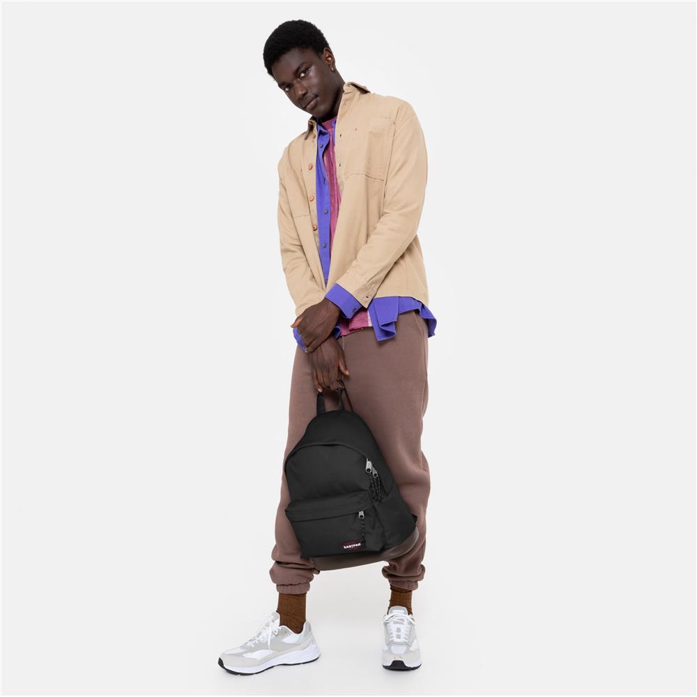 Eastpak WYOMING, Rucksack, Black (schwarz), 24L, mit Leder-Unterseite