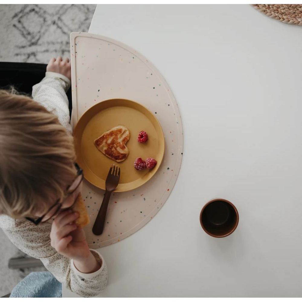 Mushie Kinderteller 2er Set, Mustard, rund, BPA-frei