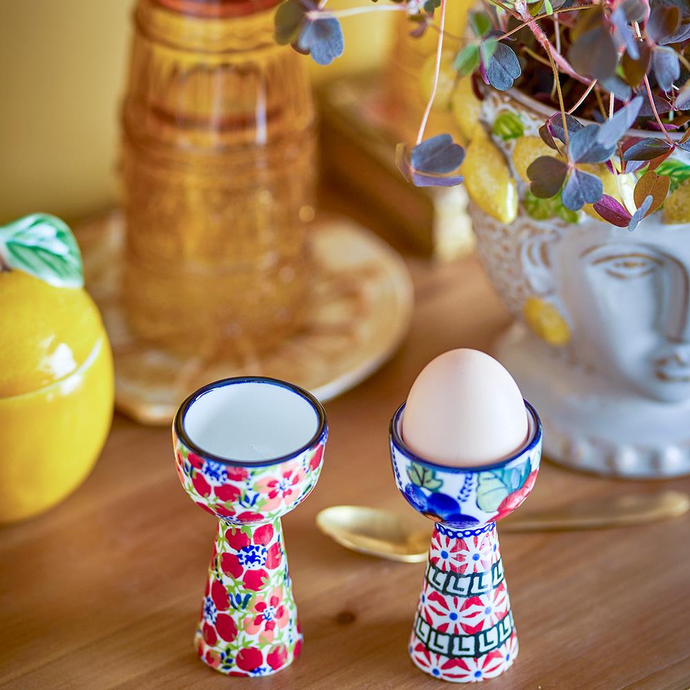 Bloomingville Florist Eierbecher 2er-Set, Rot – handverziertes Steingut mit Blumenmuster