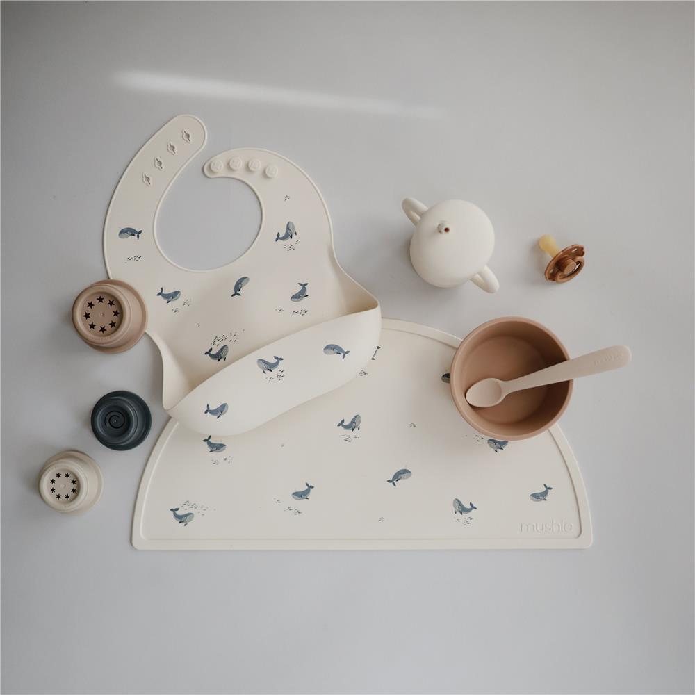 Mushie Silikon-Platzdeckchen, Whales, Tischset, BPA-frei