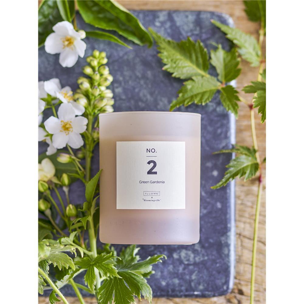 Bloomingville NO. 2 - Green Gardenia Duftkerze, Rose, Natürliches Wachs, 210 G. - 50 Hour - Gift box - D8xH10 cm