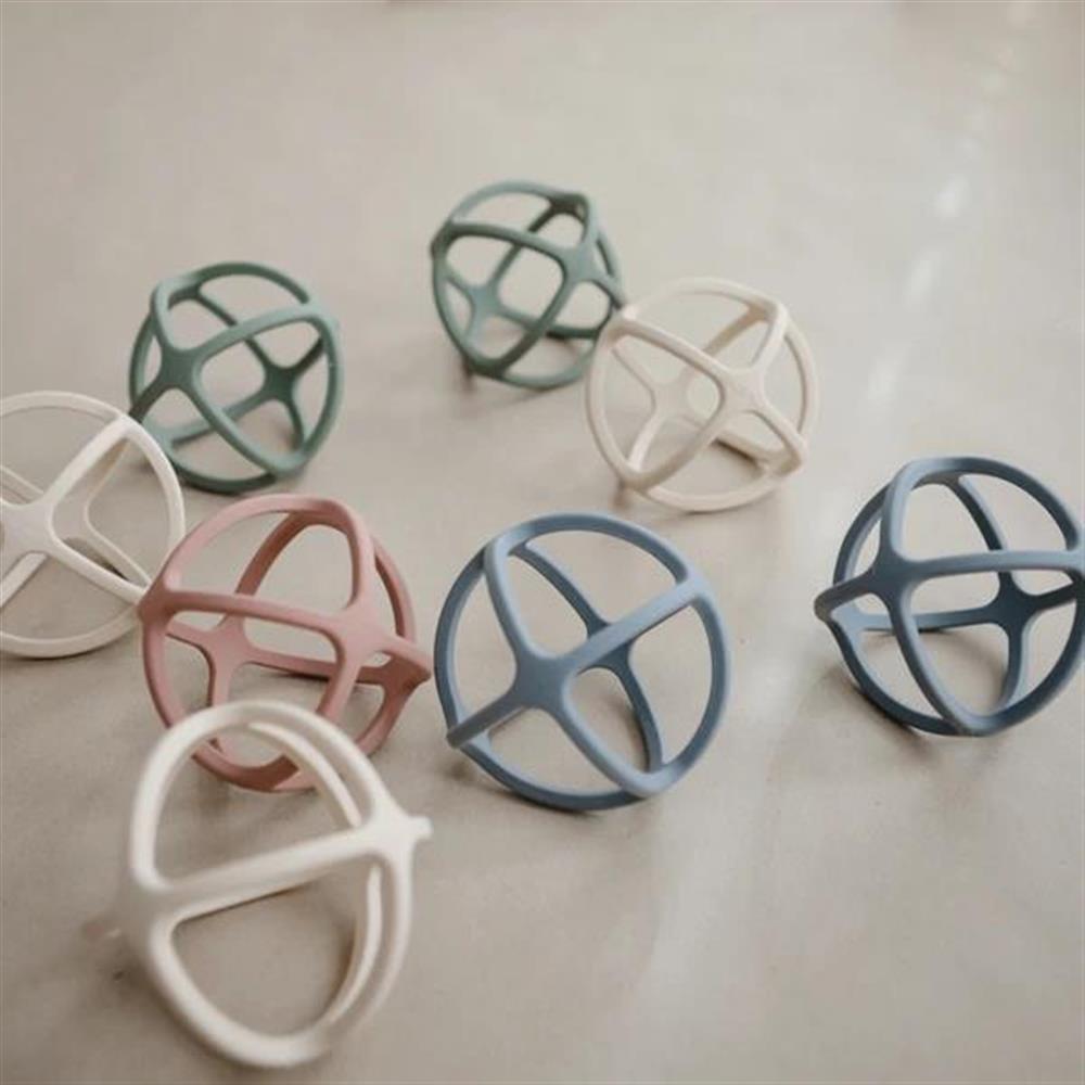 Mushie Beißring Ball, Woodchuck, aus Silikon, BPA-frei