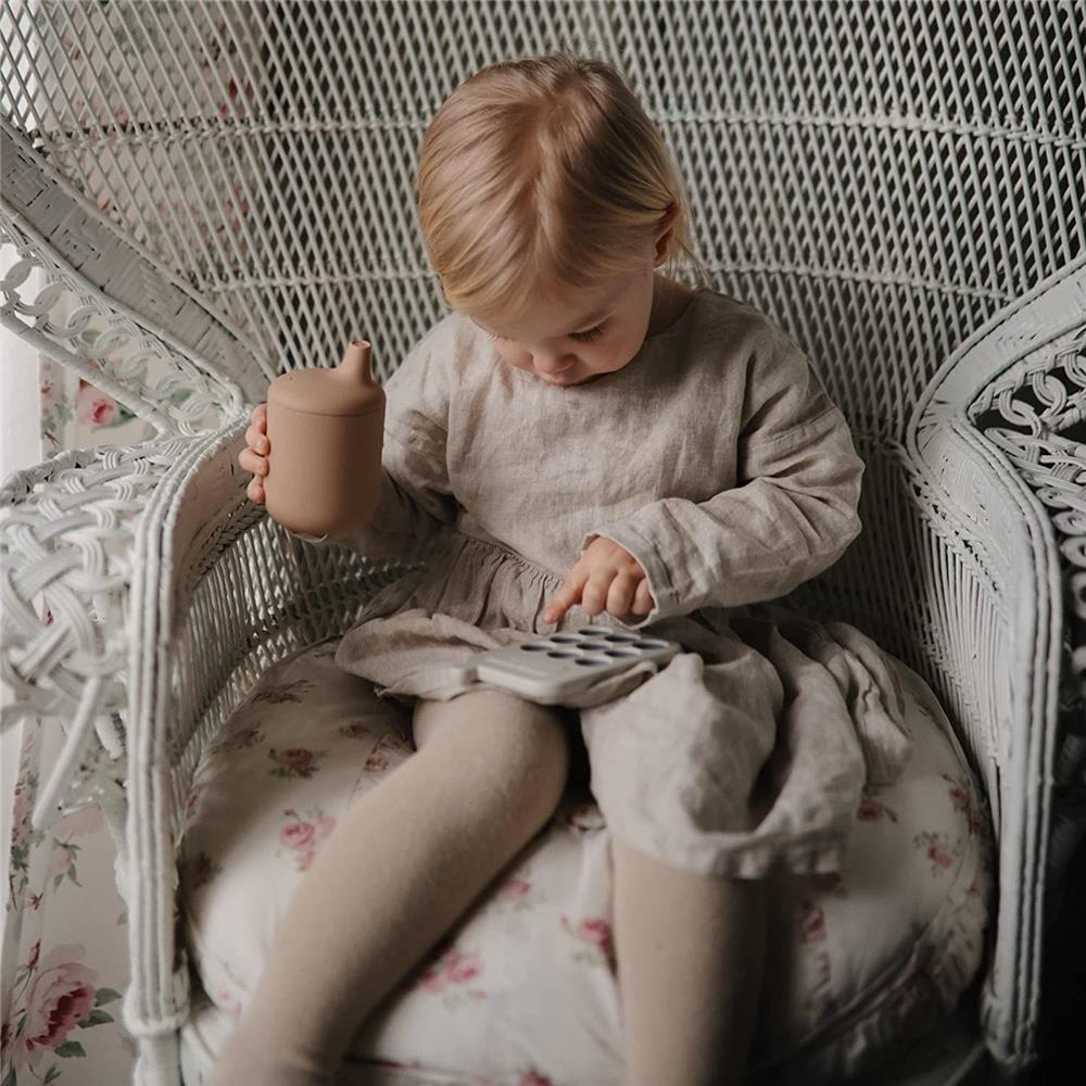 Mushie Silikon-Trinklernbecher, Blush, BPA-frei