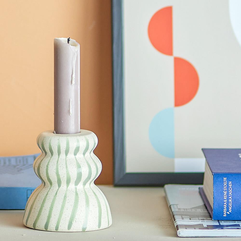 Bloomingville Gabin Kerzenhalter Grün Ø8 cm – Steingut, handbemalt & grafisch