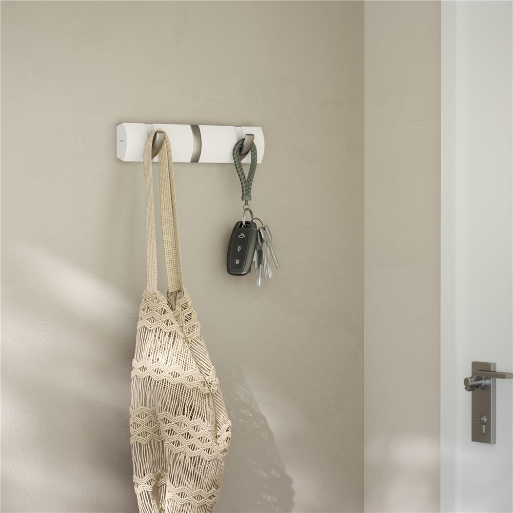 Umbra Flip Wandgarderobe, Garderobenleiste in Weiß, mit 3 beweglichen Haken in Silber