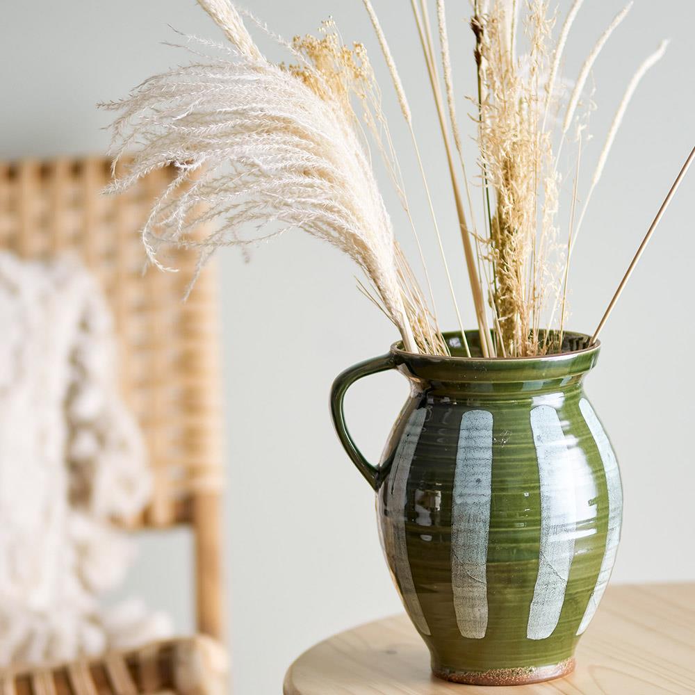 Bloomingville Frigg Vase – handdekorierte Steingutvase in Grün & Blau, 26 cm hoch