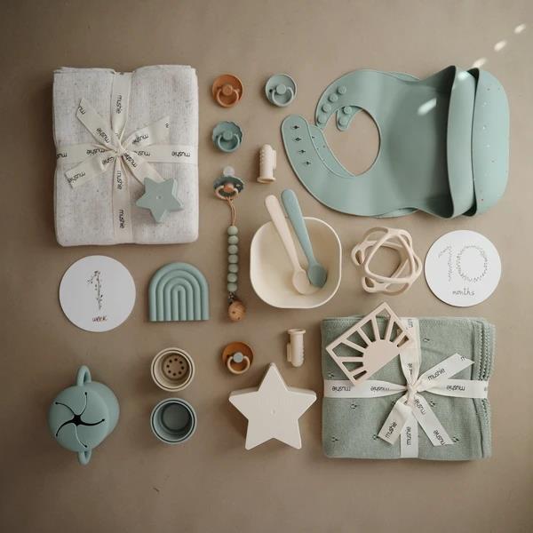 Mushie Silikon-Lätzchen, Cambridge Blue, mit Auffangschale, BPA-frei