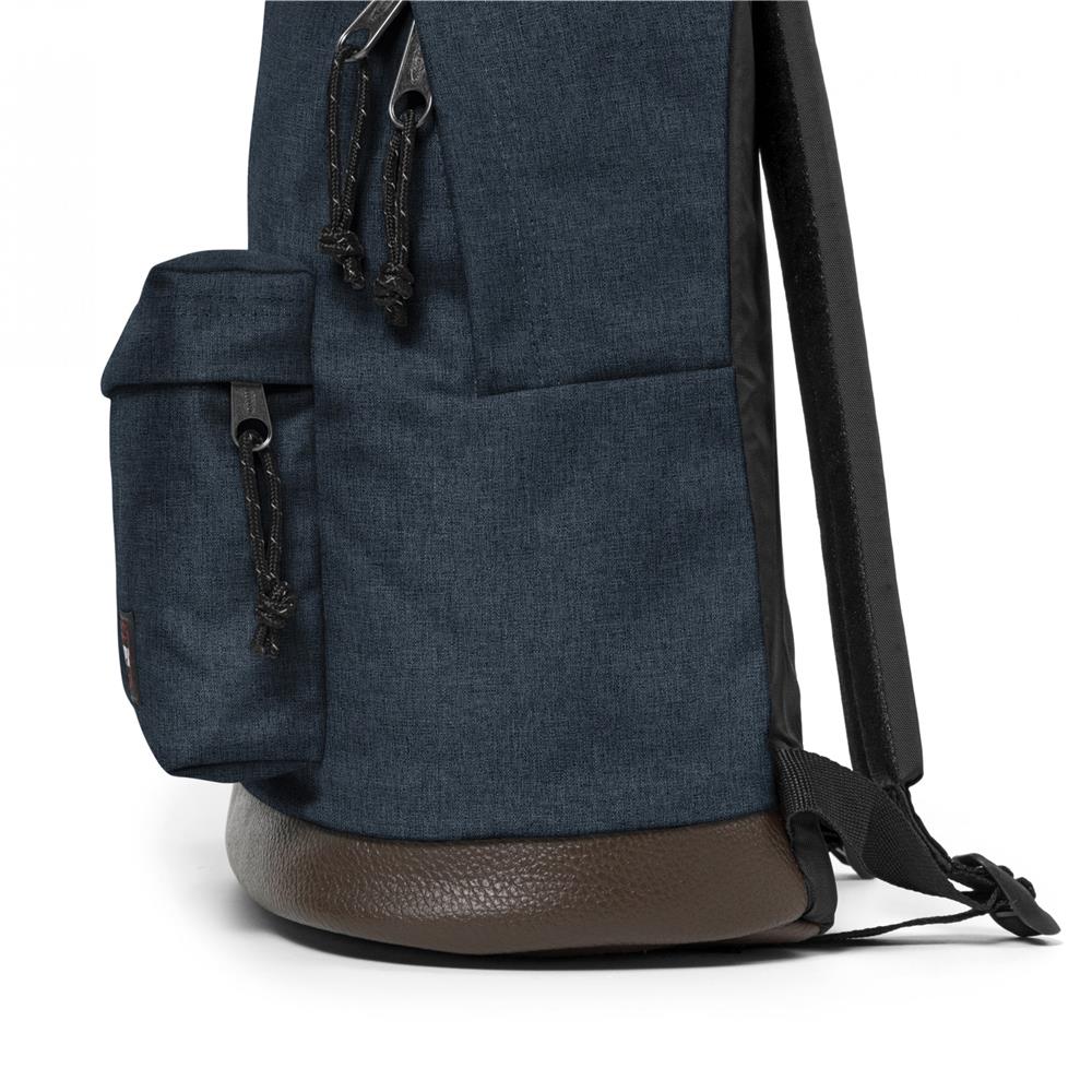 Eastpak WYOMING, Rucksack, Triple Denim (blau), 24L, mit Leder-Unterseite