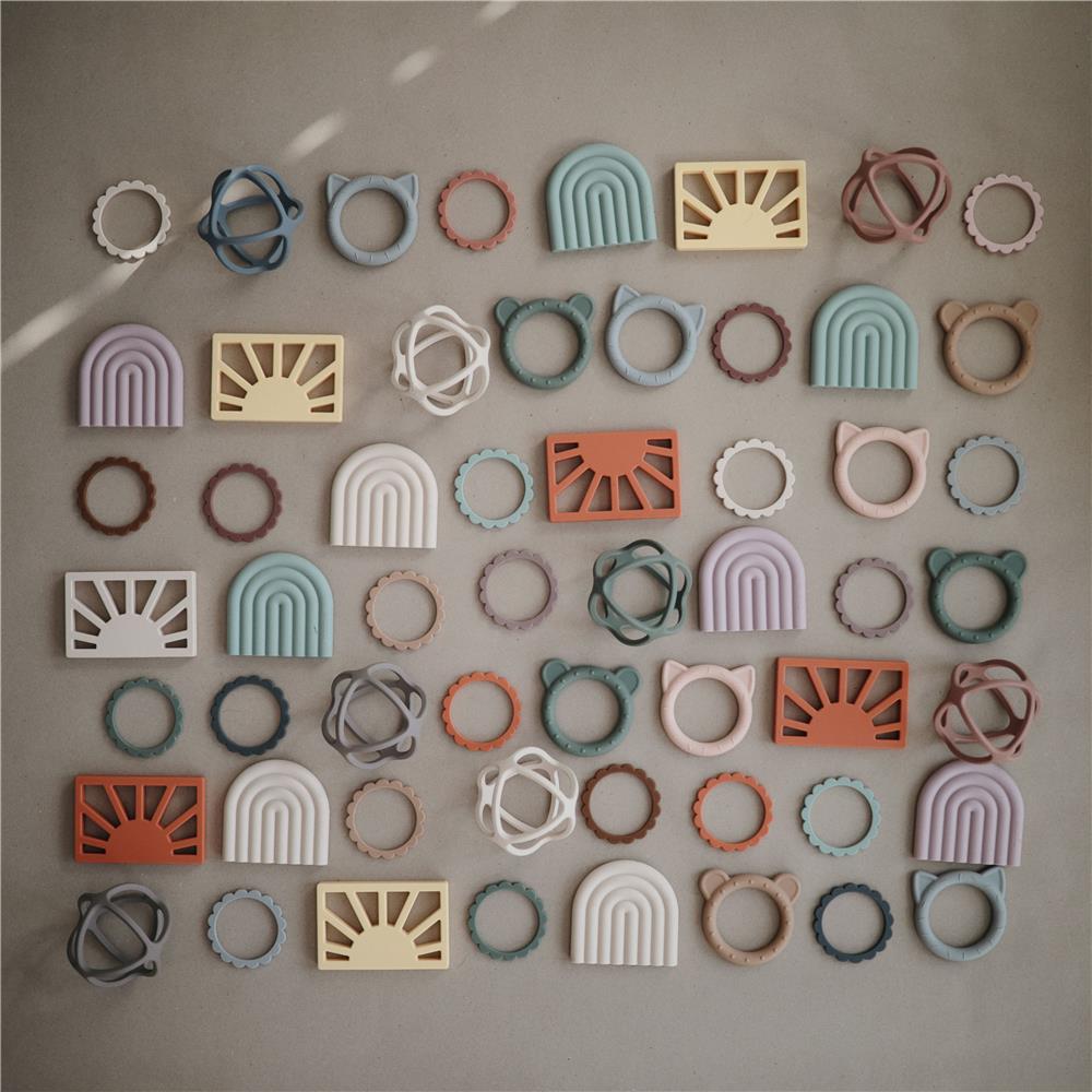 Mushie Beißring Ball, Dried Thyme, aus Silikon, BPA-frei