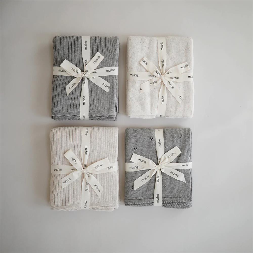 Mushie Gestrickte Babydecke Rippenmuster, Gray Melange, aus 100% Bio-Baumwolle