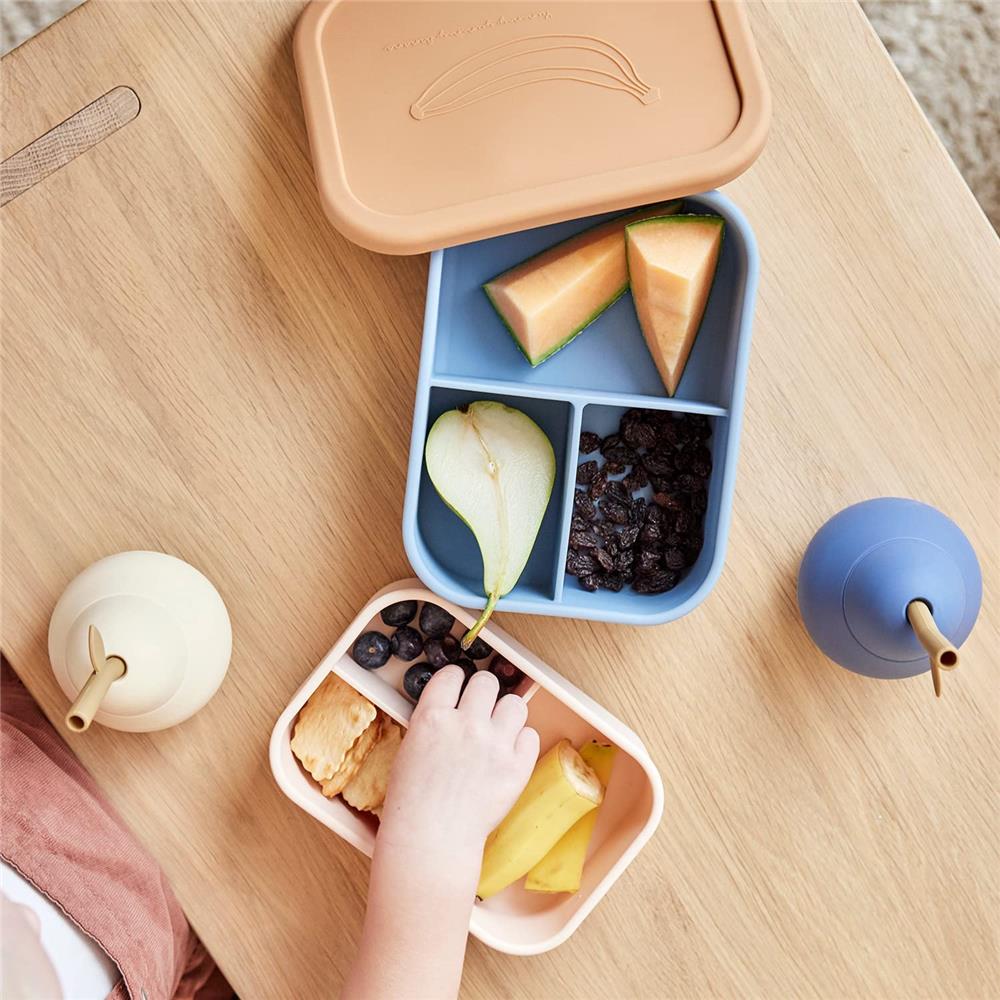 OYOY Mini - Pear Cup, Cherry Red, Trinklernbecher mit Strohhalm, Silikon