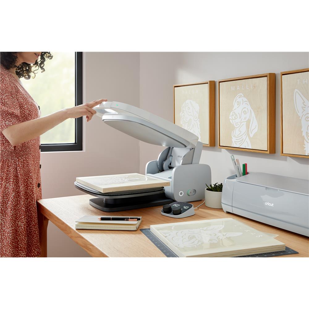 Cricut Autopress - Professionelle Transferpresse für Vinyl zum Aufbügeln