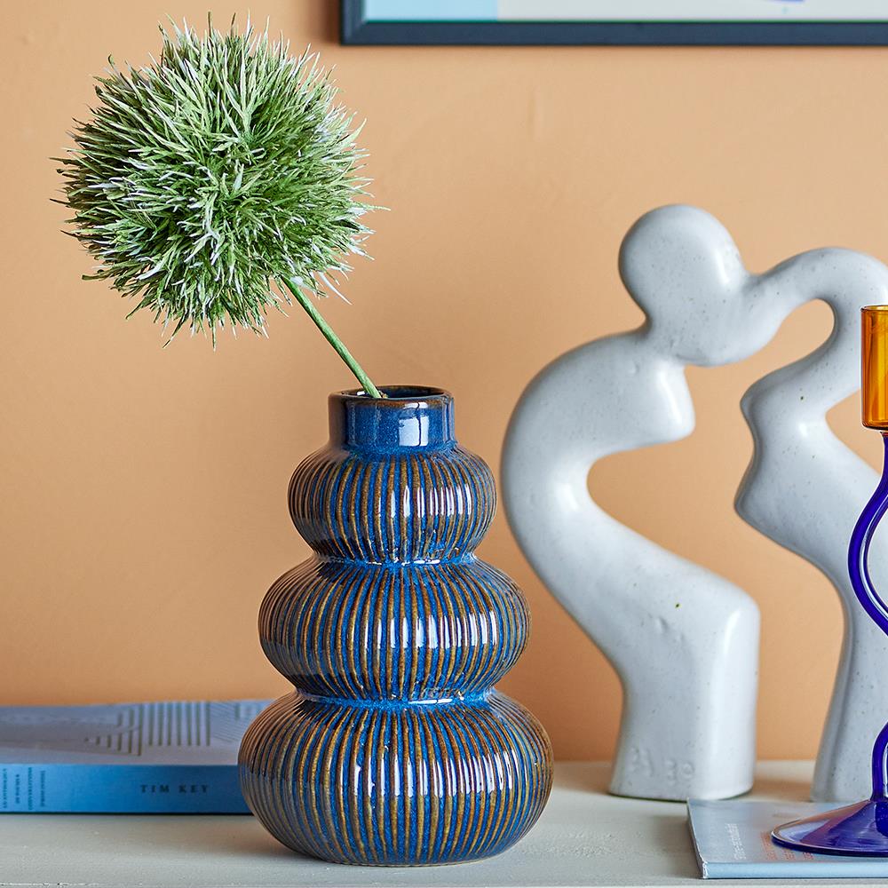 Bloomingville Myrtle Vase, Blau – elegante Steingutvase für stilvolle Dekoration