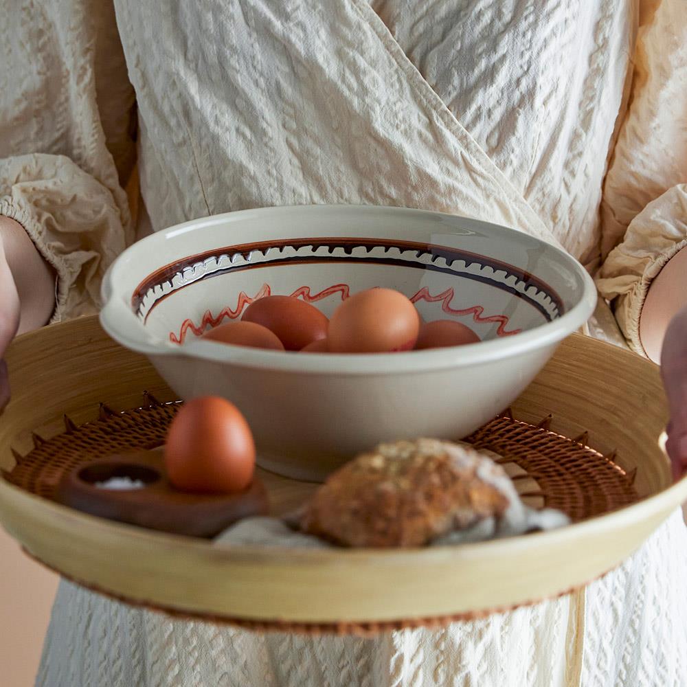 Bloomingville Heikki Schale – braune Steingutschale mit handgemaltem Muster, Ø 26,5 cm