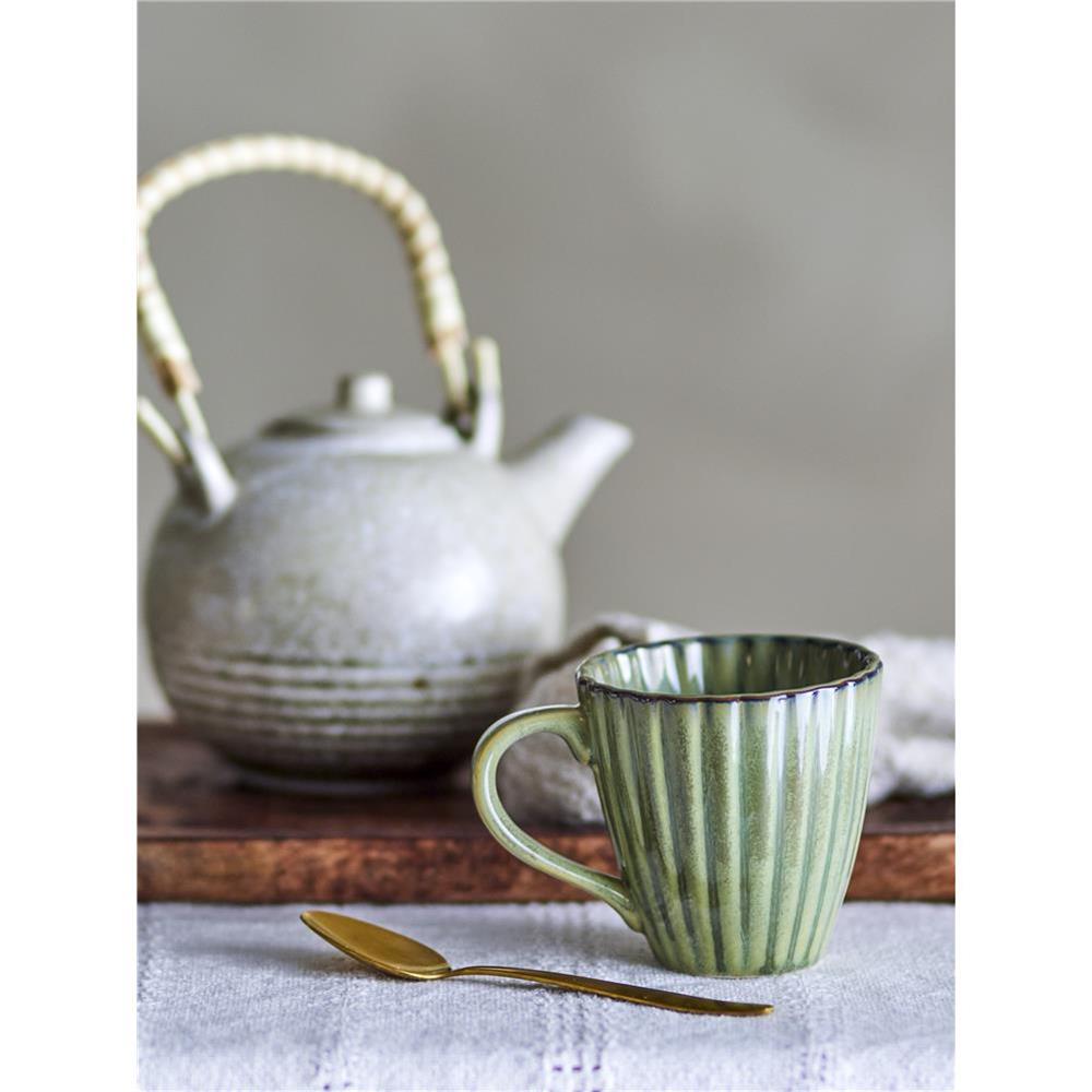 Bloomingville Latina Becher, Grün, Steingut, 220 ml, Tasse, dänisches Design