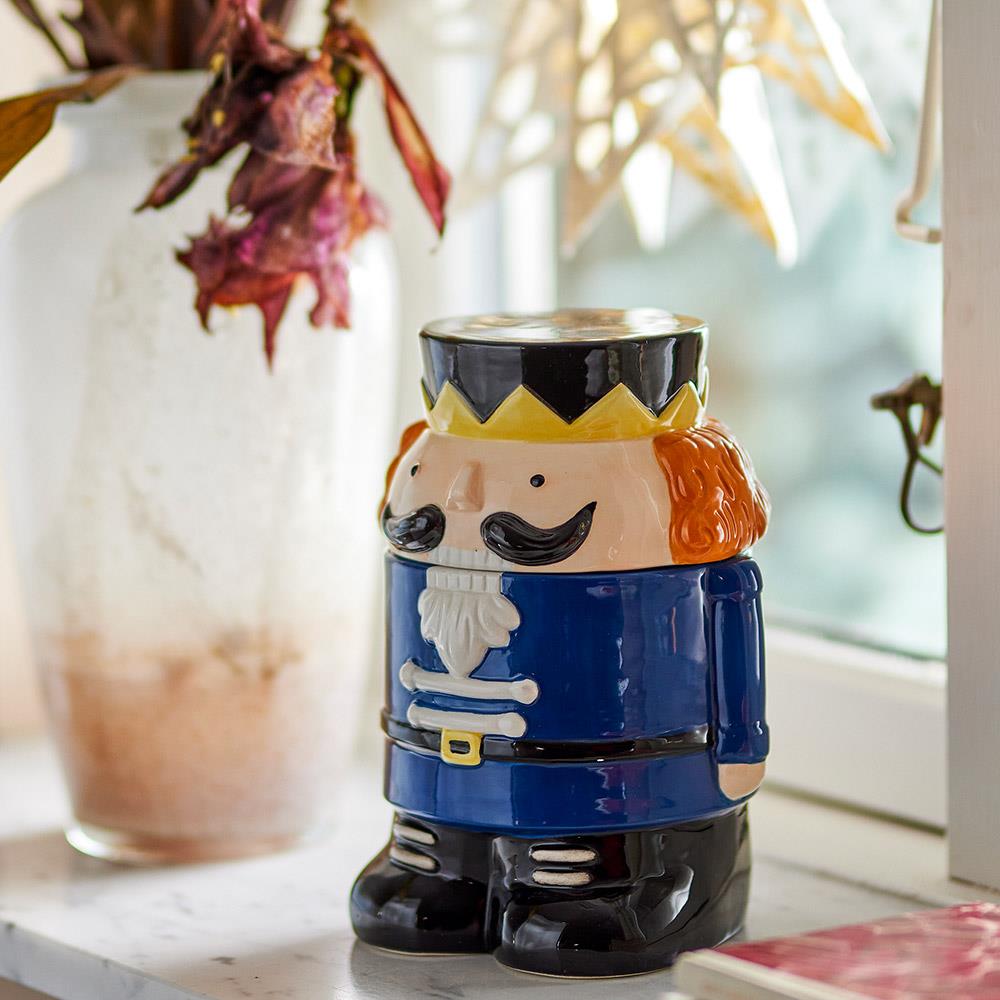 Bloomingville Feast Weihnachtsdose – Keksdose in Form eines Nussknackers, Weihnachten, dänisches Design