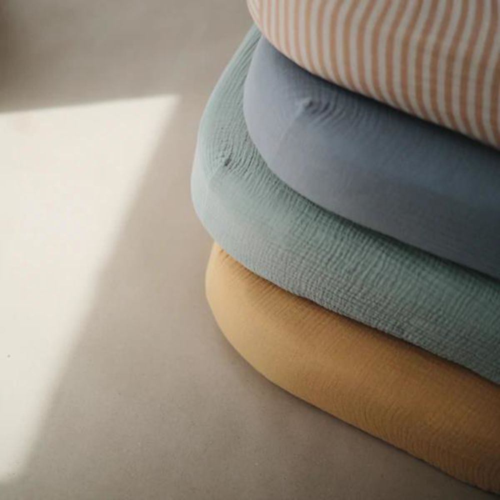 Mushie Extra weiches Musselin-Kinderbettlaken, Roman Green, 132x71cm Spannbettlaken