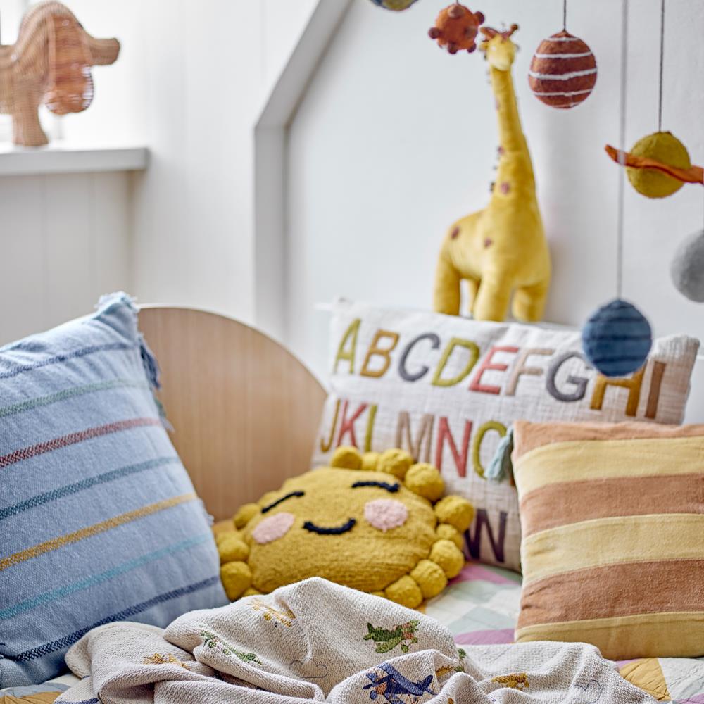 Bloomingville MINI Frey Kissen, Blau, aus recycelter Baumwolle, 45x45 cm, Kinderzimmer, dänisches Design