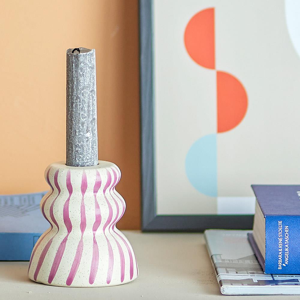 Bloomingville Gabin Kerzenhalter Violett Ø8 cm – Steingut, handbemalt & grafisch