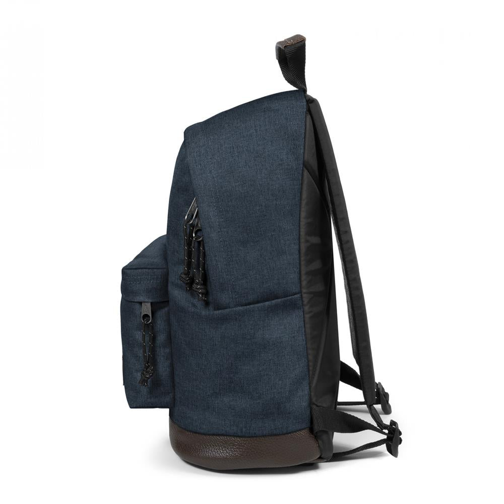 Eastpak WYOMING, Rucksack, Triple Denim (blau), 24L, mit Leder-Unterseite