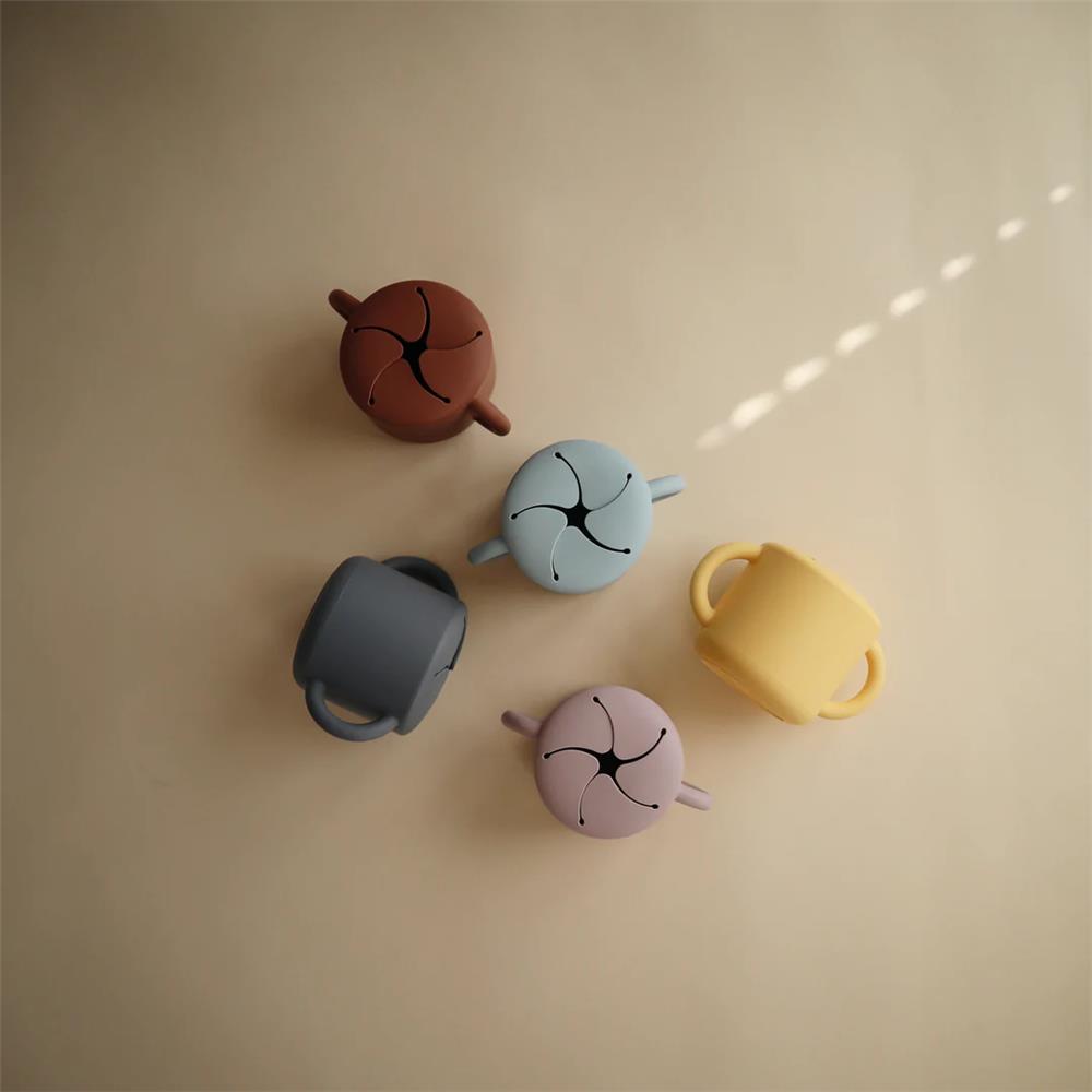 Mushie Snackbecher, Woodchuck, aus Silikon, BPA-frei