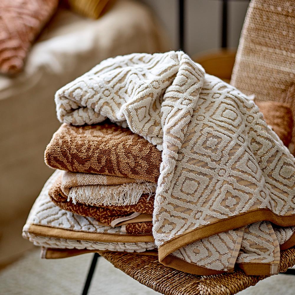 Bloomingville Malou Handtuch – Naturfarbenes Baumwollhandtuch mit Kontrastkante, 100x50 cm