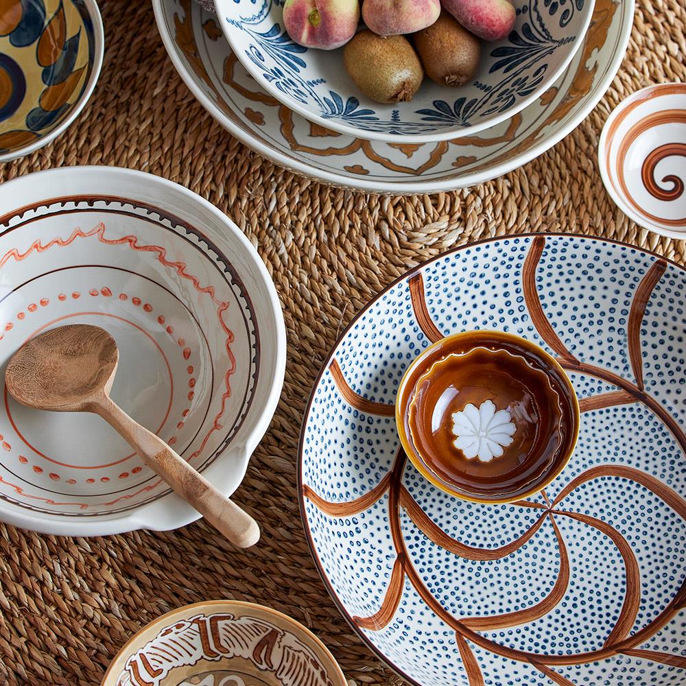 Bloomingville Heikki Schale – große Steingutschale, handbemalt in Braun & Blau, Ø 32 cm