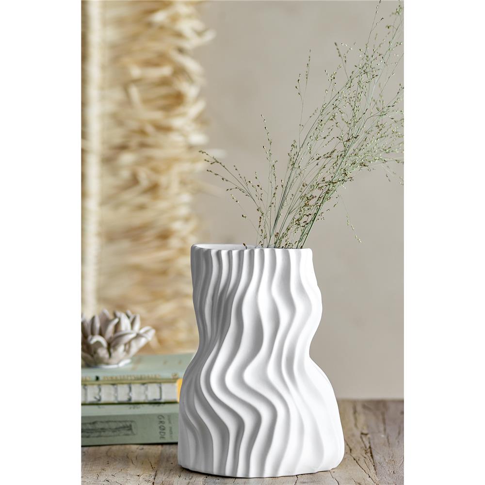 Bloomingville Sahal Vase in Weiß, 25,5cm, aus Keramik