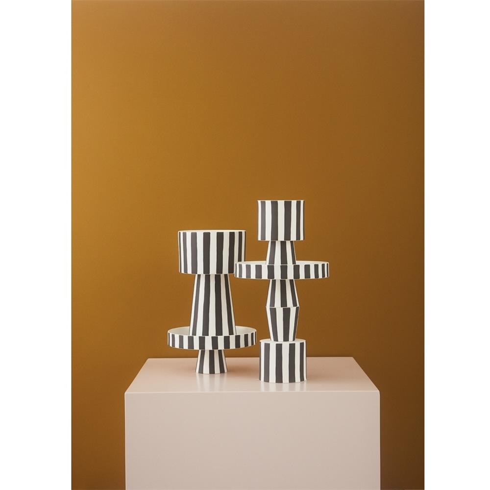 OYOY Toppu Blumentopf 15x24 cm, Schwarz/Weiß gestreift - vielseitig als Übertopf, Dekoschale, Vase