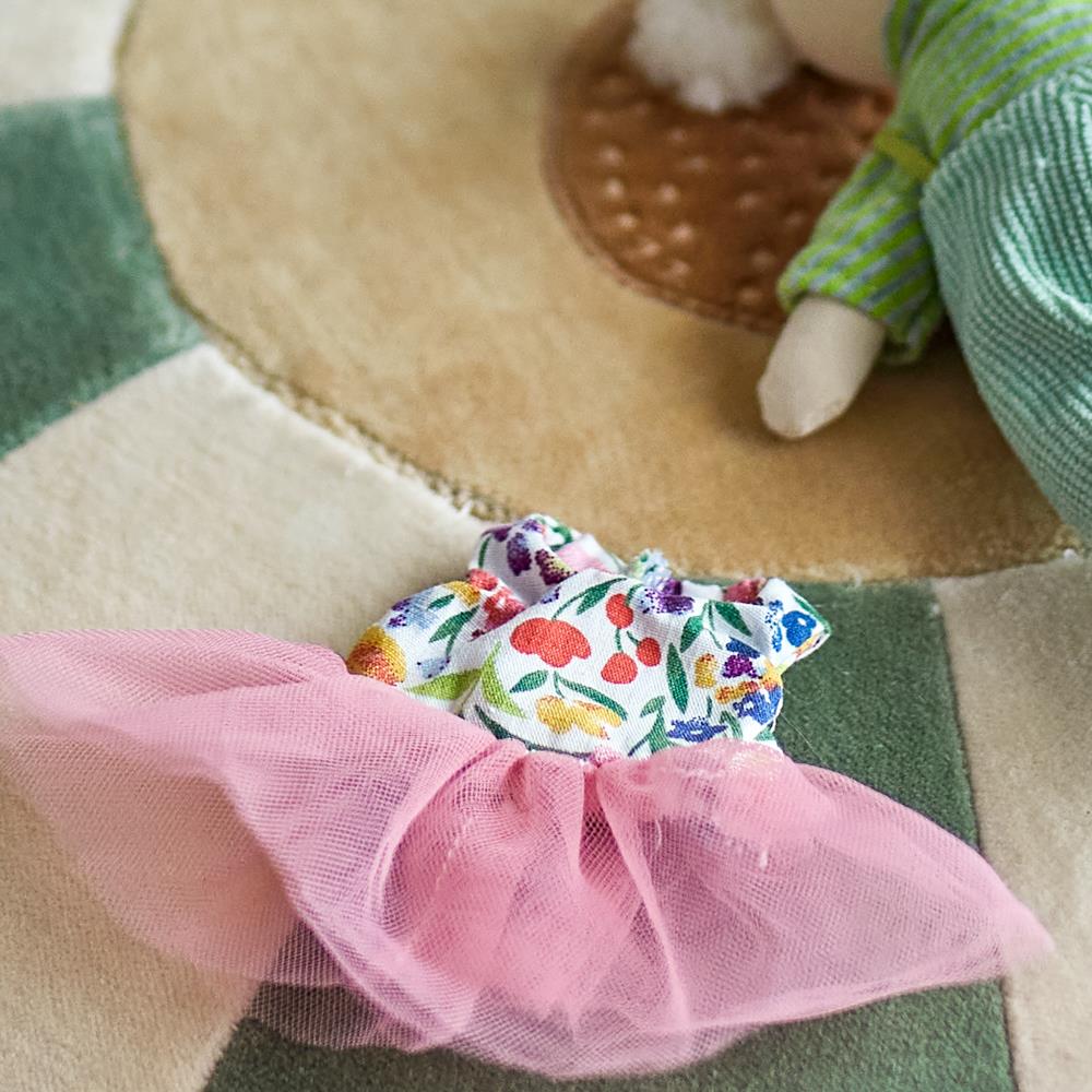 Bloomingville MINI Lara Puppe mit Stoffkoffer aus Polyester, bunt, 6er Set