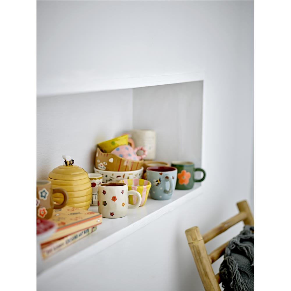 Bloomingville MINI Addy Tasse, Natur mit bunten Blumen, Steingut, Kindertasse, dänisches Design