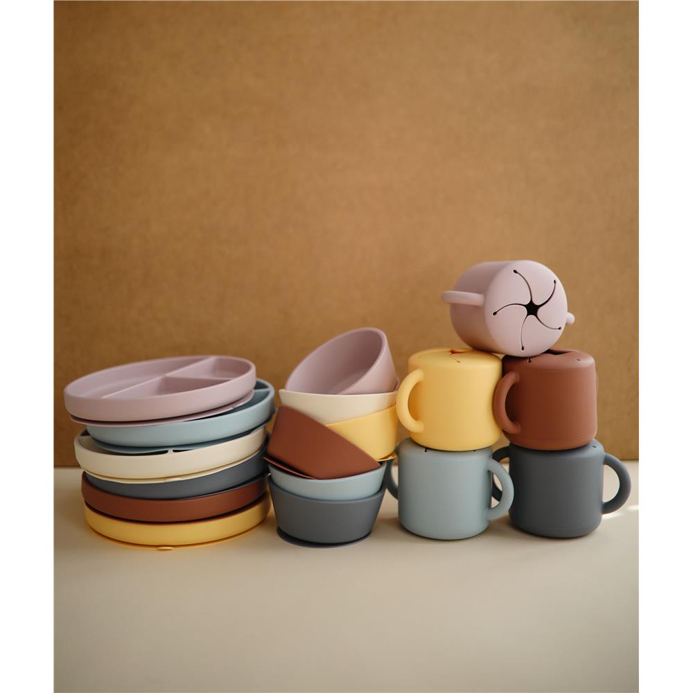 Mushie Silikon-Kinderteller, Woodchuck, Geteilter Teller mit Rutschfestem Saugnapf