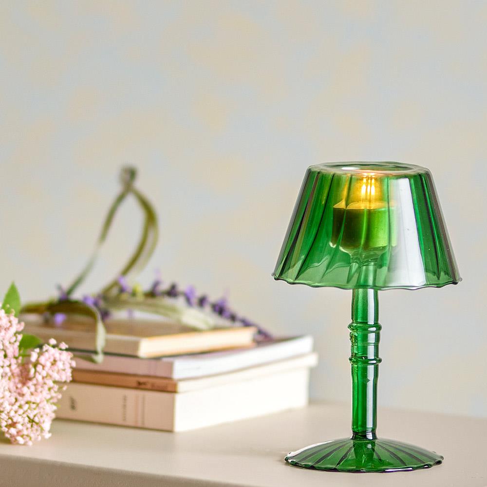 Bloomingville Lumi Teelichthalter, Grün, Glas, D10,5xH18 cm, elegantes Design, stimmungsvolles Licht