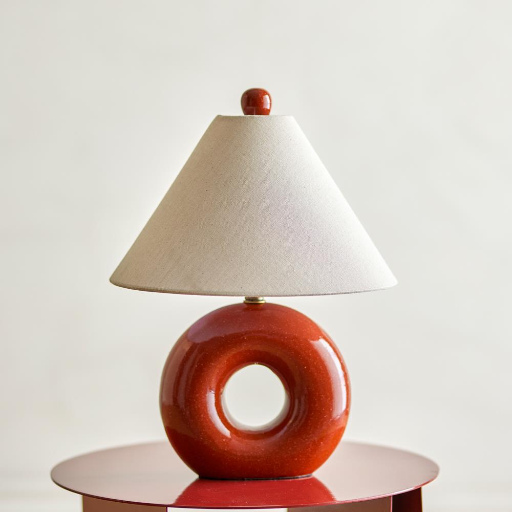 Bloomingville Panja Tischlampe rot - Steingutlampe mit Leinenschirm für Wohnzimmer & Schlafzimmer