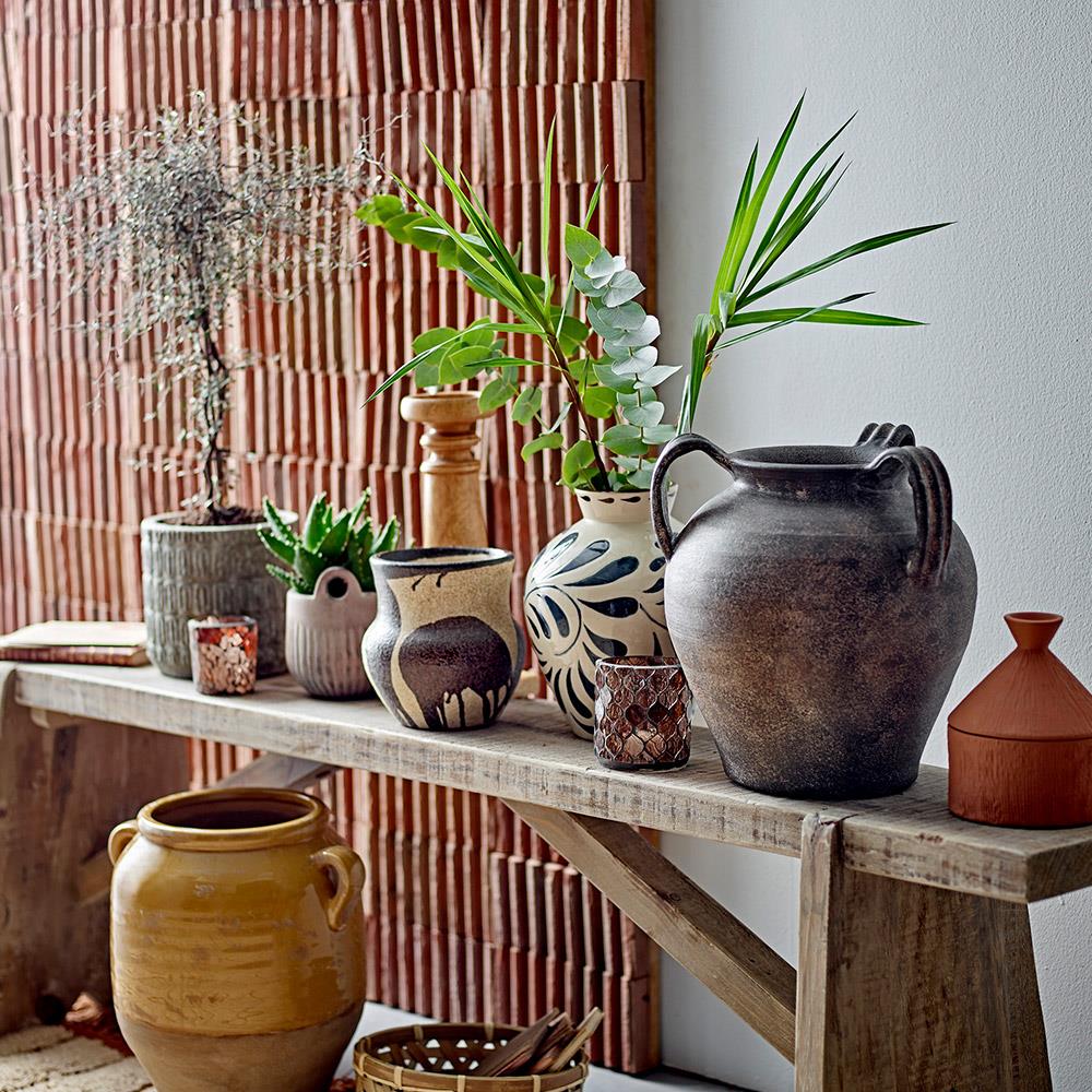 Bloomingville Heikki Vase – blaue Steingutvase mit geprägtem Muster, handbemalt, Ø 20 cm