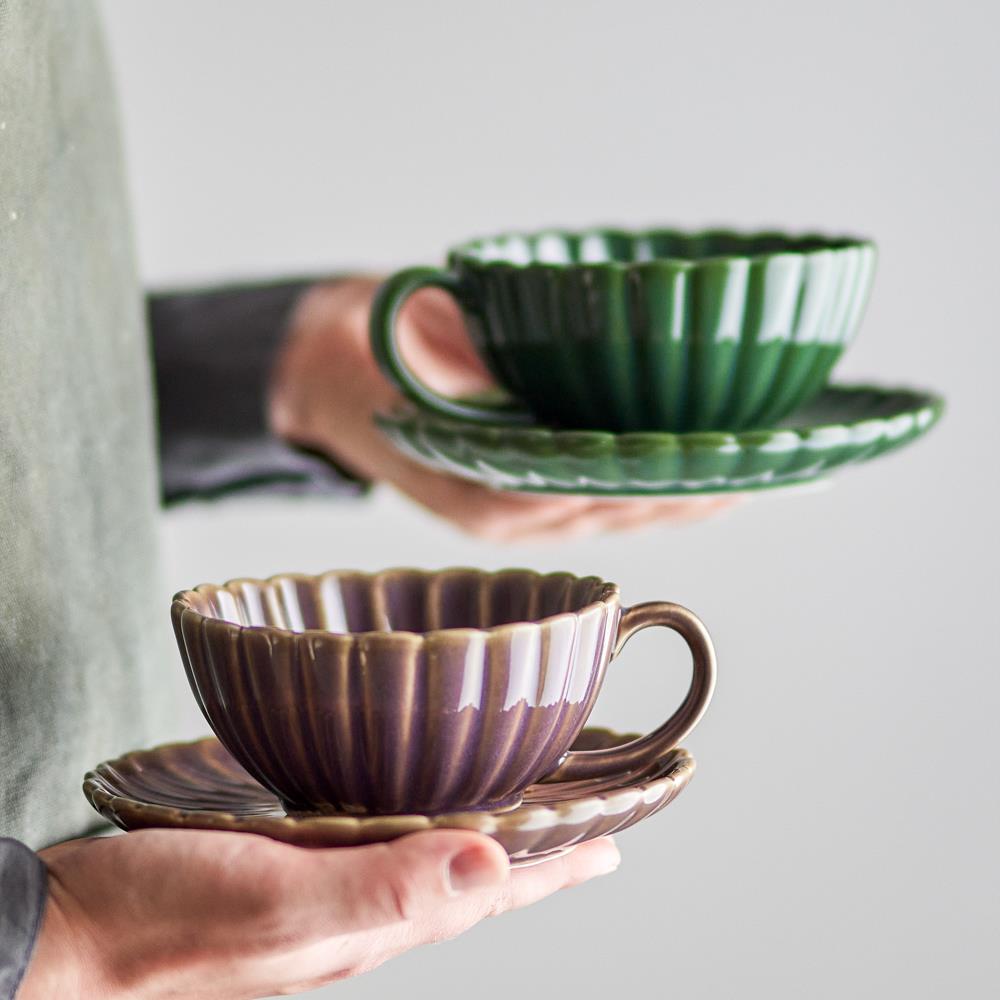 Bloomingville Latina Tasse mit Untertasse Grün Steingut 180ml