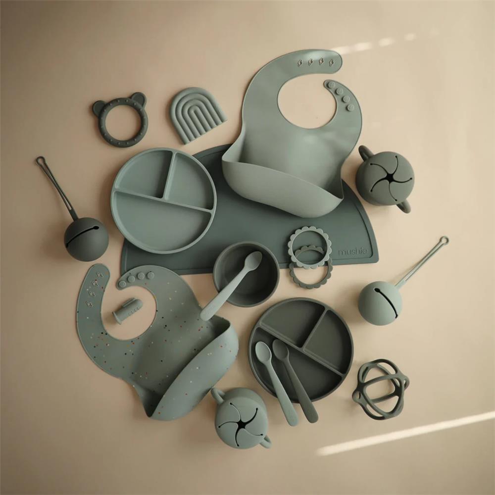 Mushie Silikon-Kinderteller, Dried Thyme, Geteilter Teller mit Rutschfestem Saugnapf